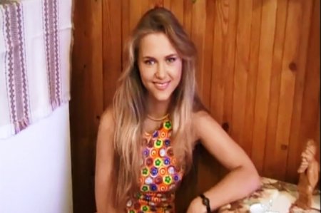 Видео с фотосъёмки порно великолепной русской блондинки
