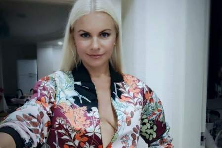 Роскошная русская блондинка показалась голышом фото слив
